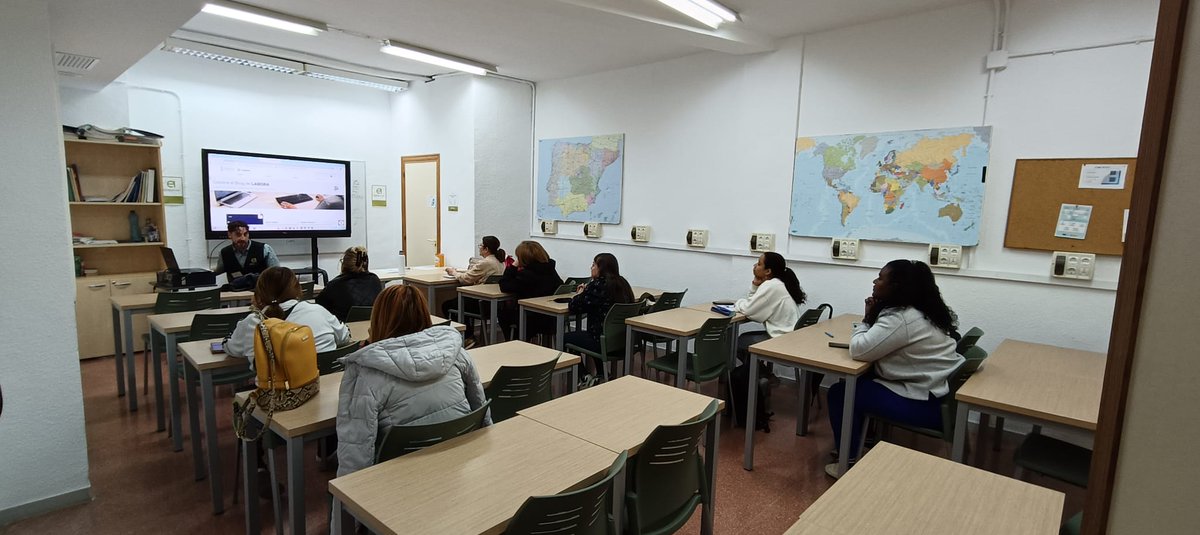 Comenzamos con las formaciones prelaborales en el proyecto Atención Psicosocial para la empleabilidad desde una perspectiva de género*Esta actuación está financiada por la UE a través del Programa Fondo Social Europeo Plus (FSE+) Comunitat Valenciana 2021-2027.
#ElcheAcoge