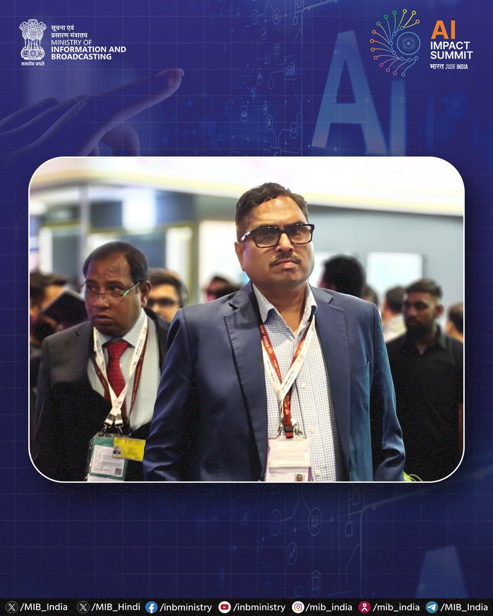 MIB_India's tweet image. Sanjay Jaju, Secretary, Ministry of Information &amp;amp; Broadcasting, visits the #WAVES Creators Corner at the #IndiaAIImpactSummit2026, exploring cutting-edge #AI innovations powering India’s creative ecosystem.