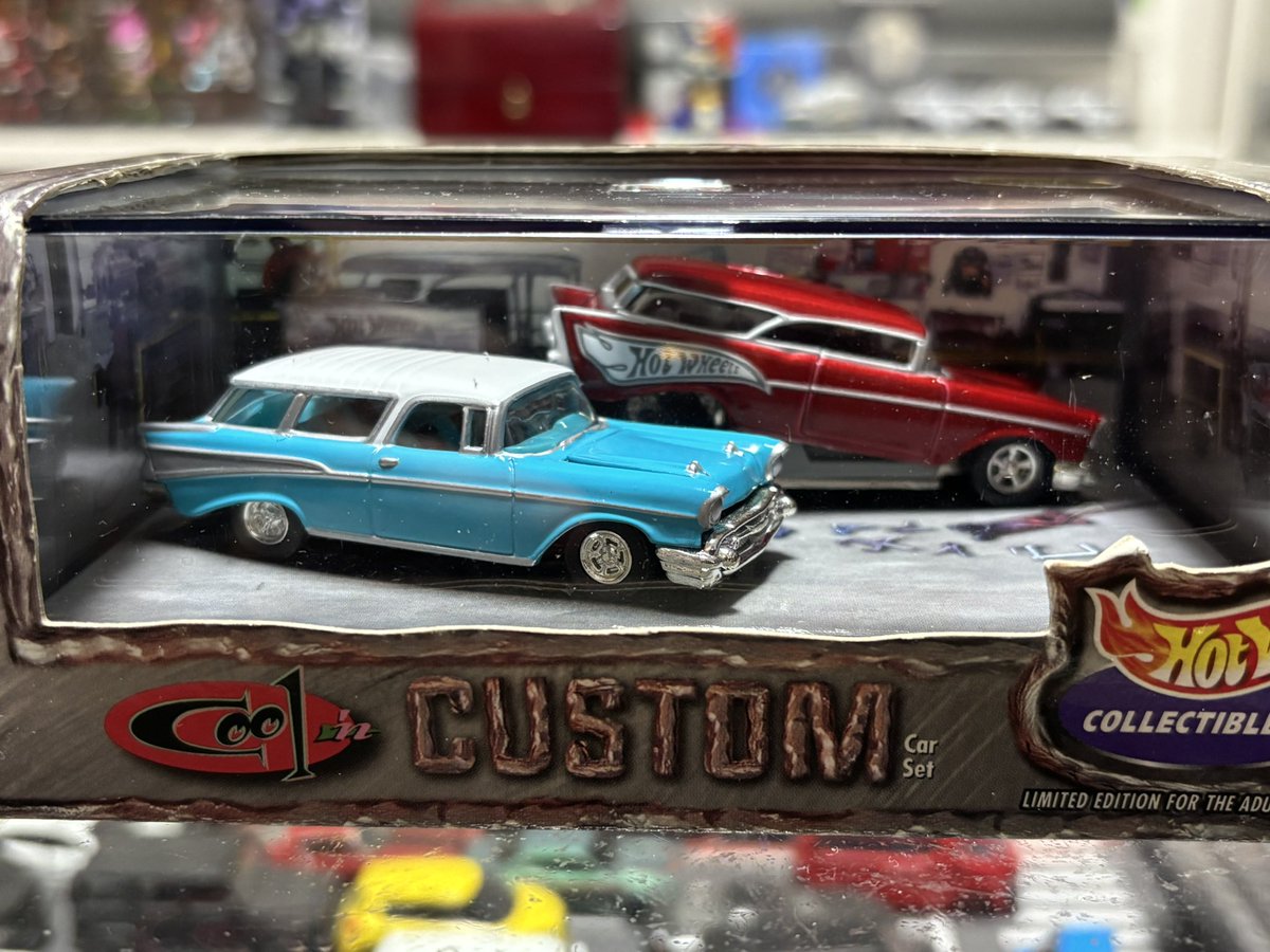 長年探していた100%ホットウィール CHEVY NOMAD の2CARS SET『COOL'N
