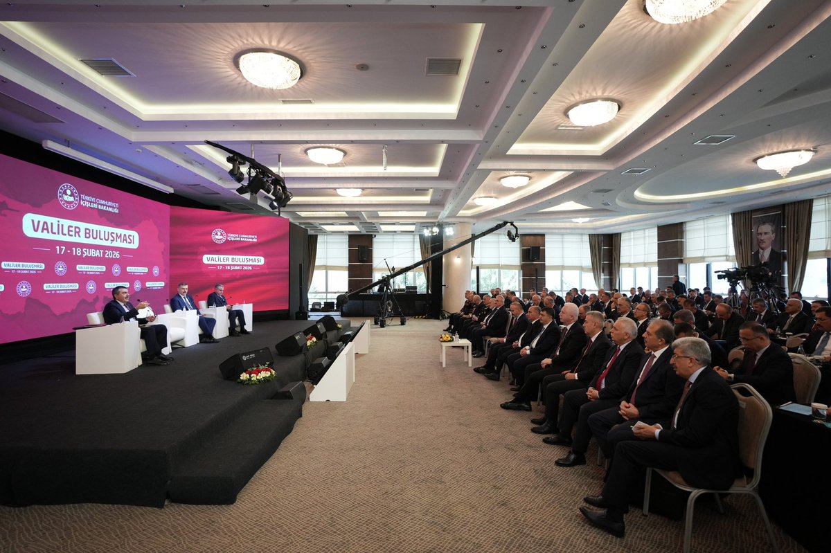 📍 Ankara

İçişleri Bakanımız Sayın Mustafa Çiftçi’nin koordinasyonunda; Aile ve Sosyal Hizmetler Bakanımız Sayın Mahinur Özdemir Göktaş ile Gençlik ve Spor Bakanımız Sayın Osman Aşkın Bak’ın katılımlarıyla 81 il Valimizle bir araya geldik.

Ülke sathında eğitim hizmetlerinin