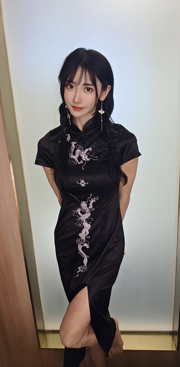 Jinnytty1's tweet image. Happy Lunar new year !! 🎆