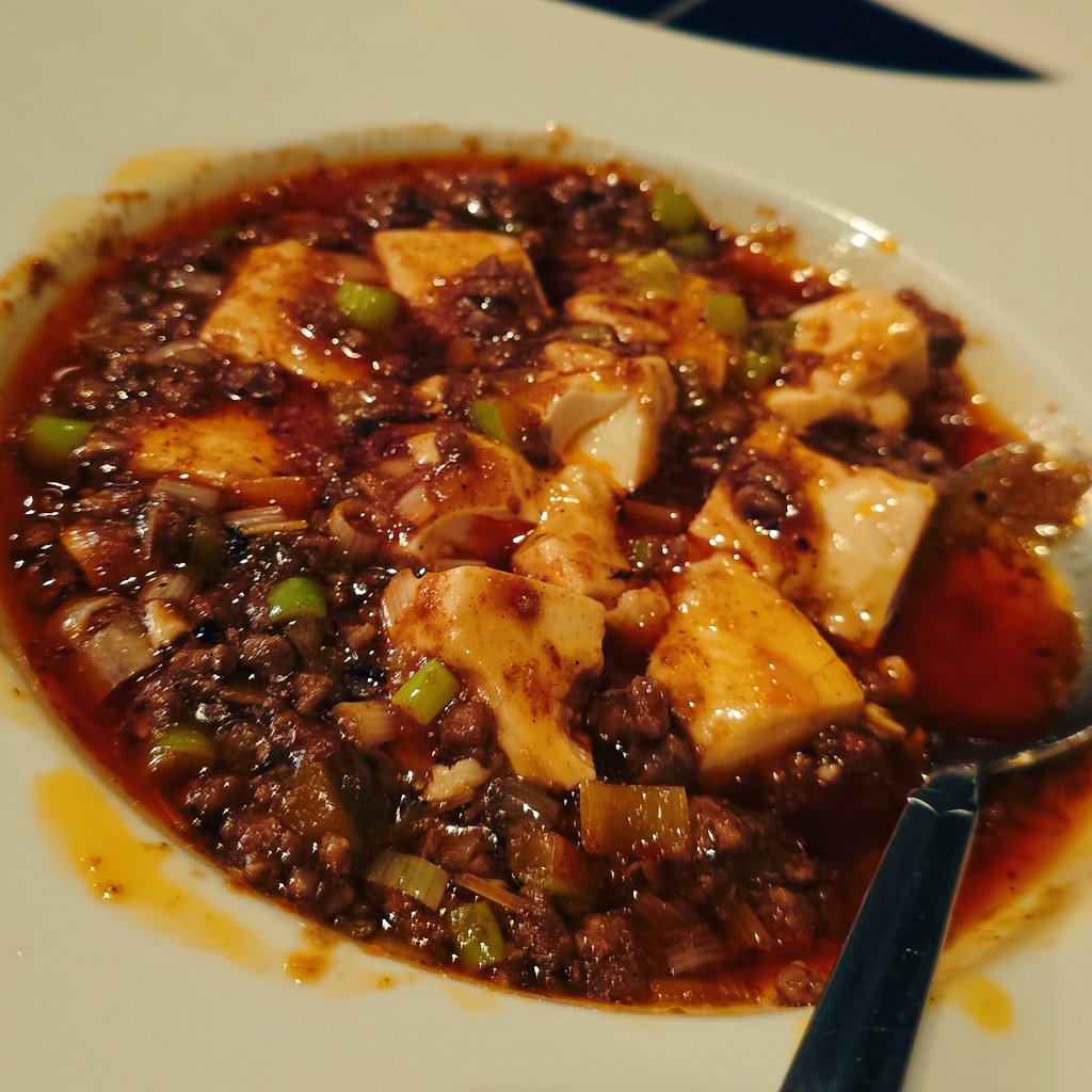 四川マーボ
良いねぇ～塩辛い感じで酒に合う