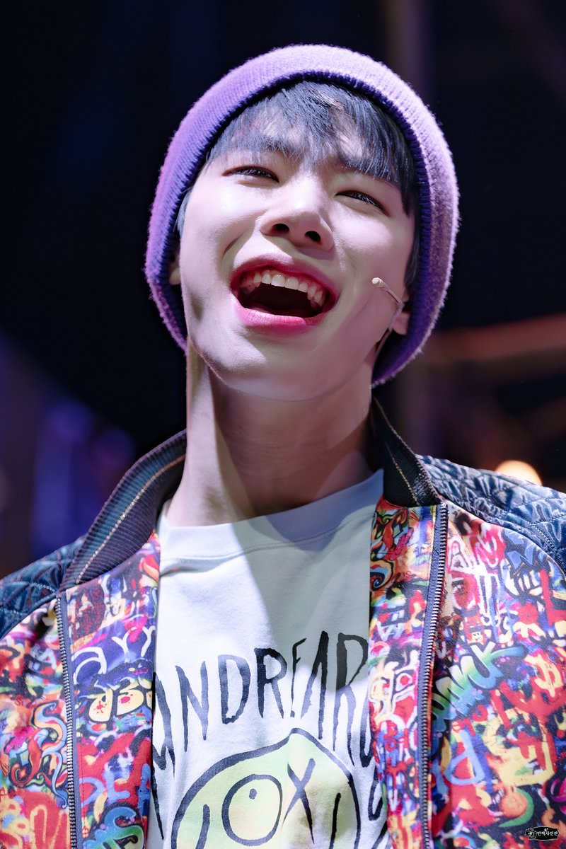 260207 뮤지컬 렌트 밤공    

엔젤 :: #황순종 배우님