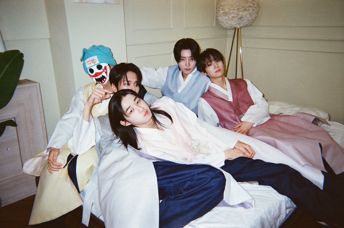 Catch.wav❗1편에서의 모습을 모아모아📸

#하츠웨이브 #hrtzwav