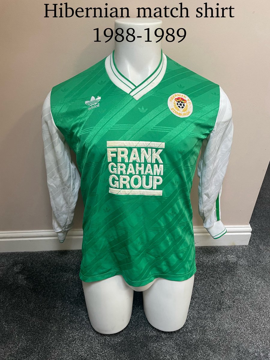 Clarkes Bar tweet media