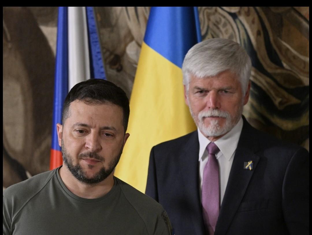 "We must help Ukraine defend its people,  civilians and soldiers - against unprovoked aggression...

..Ukraine needs weapons now not tomorrow or next week - because every delay costs lives!"

- Petr Pavel 
President of the Czech Republic 🇨🇿