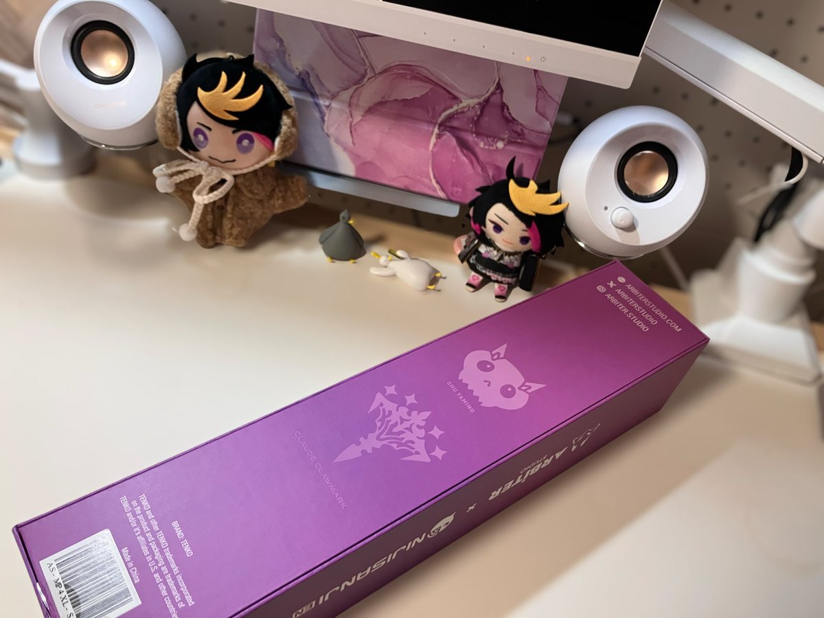 Mii_meteor19's tweet photo. #arbiterstudio #ShuYamino 

The mouse pad has just been arrived to my place!! Yippee!! 🥳
It makes my set-up look much prettier 🥹

Can’t wait for the collab keyboard as well! https://t.co/53rLPFwEaK