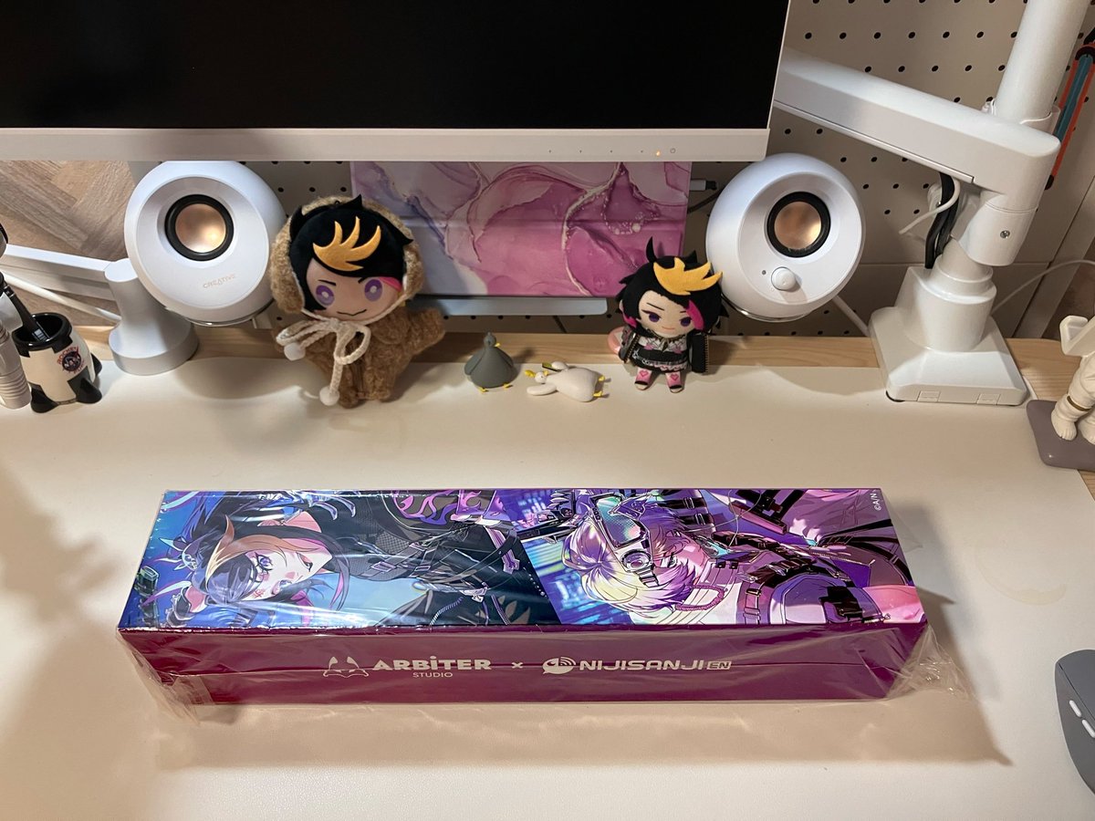 Mii_meteor19's tweet photo. #arbiterstudio #ShuYamino 

The mouse pad has just been arrived to my place!! Yippee!! 🥳
It makes my set-up look much prettier 🥹

Can’t wait for the collab keyboard as well! https://t.co/53rLPFwEaK