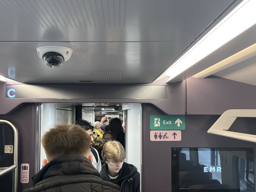 dickieGT 🐒🏳️‍🌈 tweet media