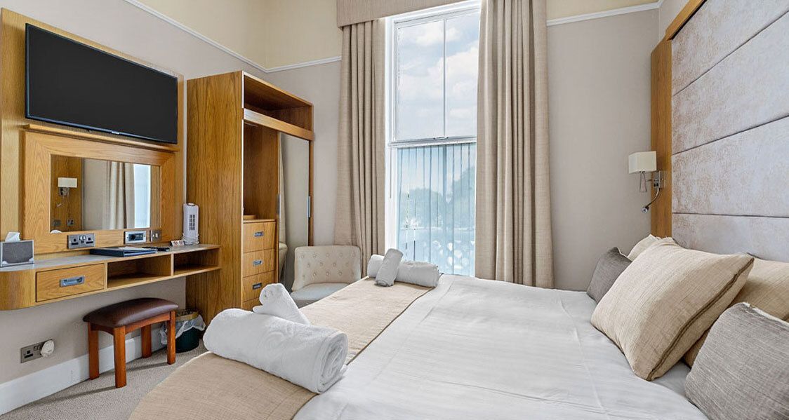 TheBBDirectory's tweet image. Stay in Plymouth in the Invicta Hotel.

With a variety of room types available, it’s a great choice for all kinds of stays, whether travelling solo, as a couple, or with family.

bandbstays.co.uk/5880

#InvictaHotel #Plymouth #Boutique #FamilyFriendly

@InvictaHotel