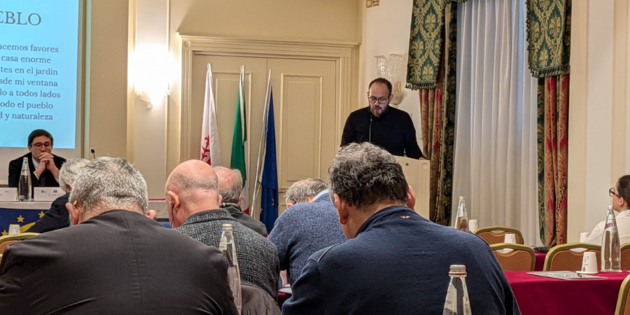 Último seminario del ciclo sobre despoblación, envejecimiento y oportunidades para jóvenes en el mundo rural, organizado por #USO, EZA, MCL y EFAL:
🏠más vivienda
📚🍼escuelas, conciliación y formación para emplearse
🩹cuidados
🌳mejor calidad de vida
uso.es/uso-participa-…
