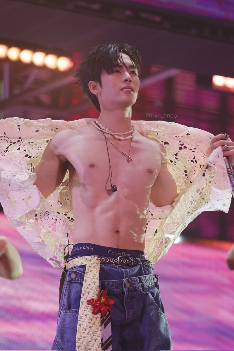 Lanren_popo's tweet image. 😃

#Santapp