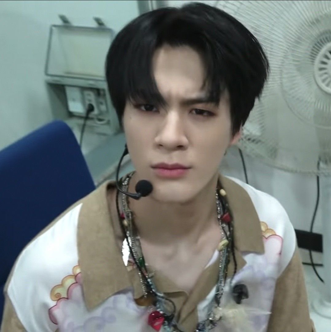 แจมิน said
“เจโน่ชอบมาอ้อนให้ผมไปกินข้าวด้วยคับ มาน้วยถึงเตียงก็เคยนะคับ” 
“ซามอยด์ที่อ้อนทั้งวัน“

เจโน่ said “ฉันไปทำแบบนั้นตอนไหน“

55555555555555555555555555555555555555555555555555555555555555555555555555