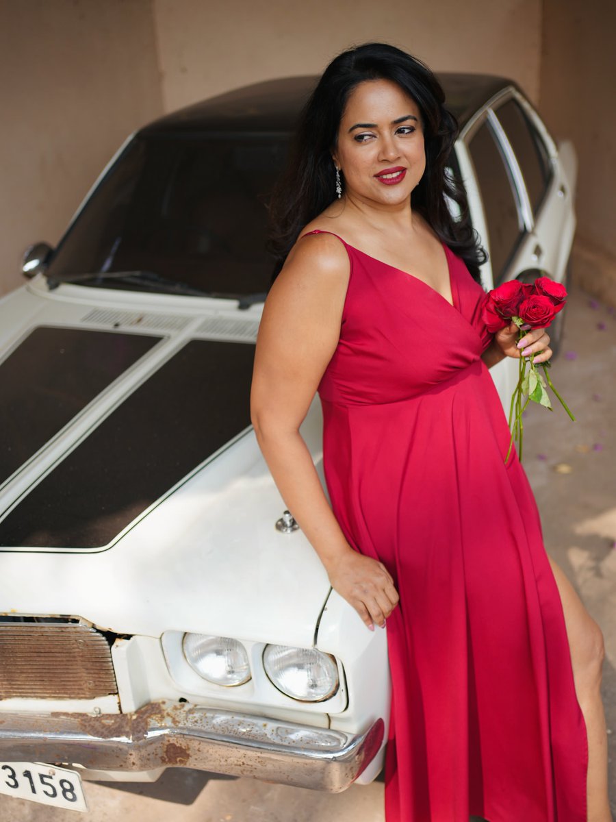 Weekendvibes_'s tweet image. Sameera Reddy ♥️🌹

#Sameera #SameeraReddy