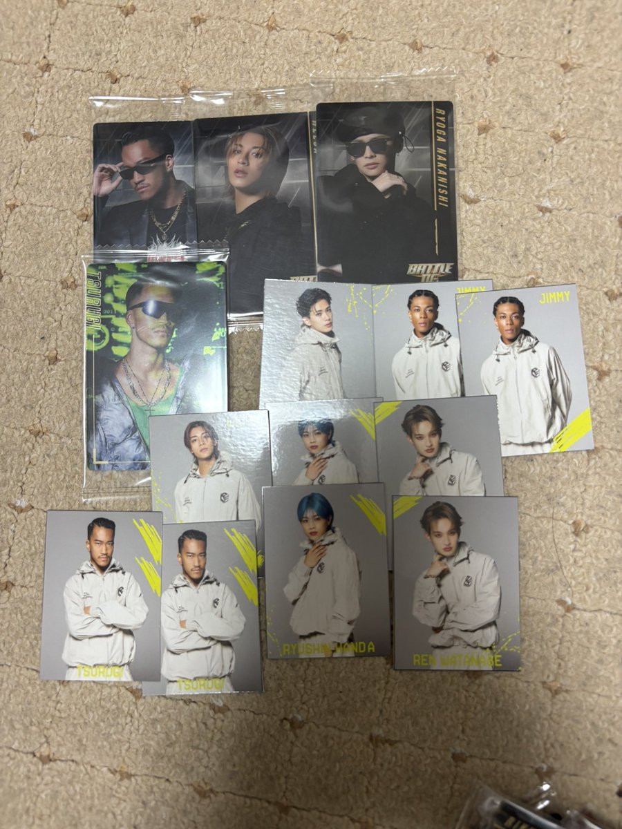 _lio04_'s tweet photo. EXILE GENERATIONS THERAMPAGE PSYCHICFEVER ランペ ジェネ サイフィ 交換 買取

譲:画像

求:送料のみ~ 

引越しもあって早く手放したいので
お譲り先見つからない場合処分いたします。

知り合いにあげたいとかなんでもいいので
貰ってください😭🙏🏼🙏🏼🙏🏼🙏🏼🙏🏼 https://t.co/WeafMe79Tk