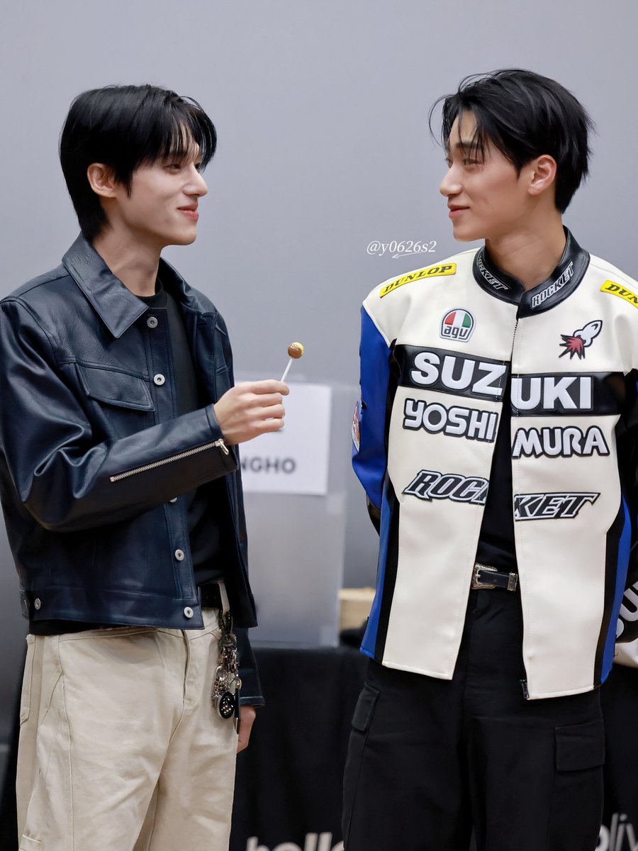 260212 대면 
우산 🐱♡

#ATEEZ #에이티즈 #우영 #산 #WOOYOUNG #SAN