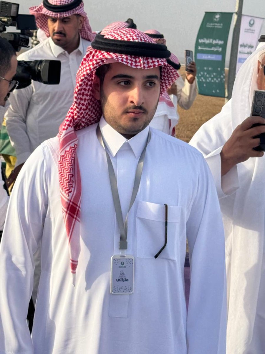 gorgeous4ew's tweet photo. مرصد تمير يستقبل المترائين لتحري هلال شهر رمضان المبارك🌙 https://t.co/vkE0jKSKjk