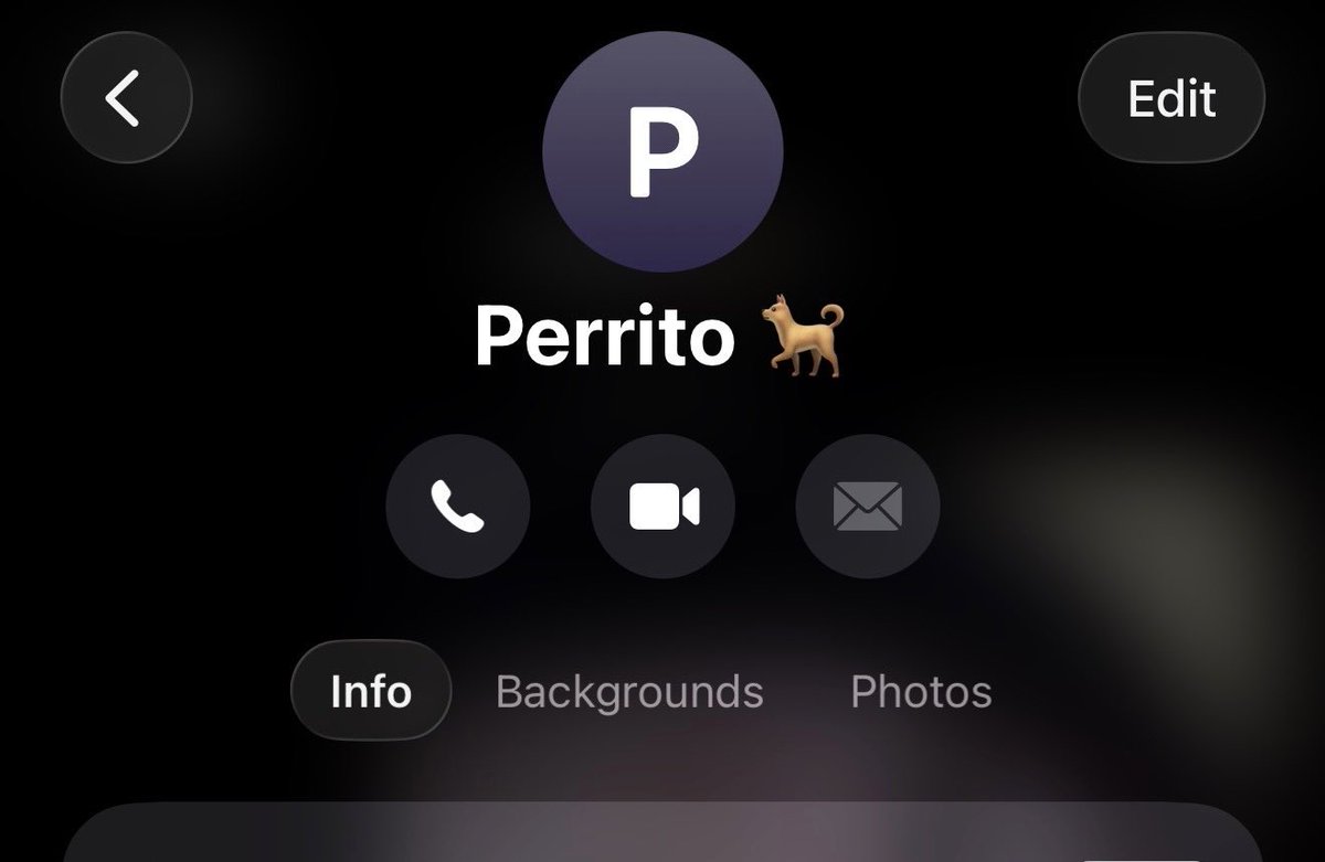 swapped numbers with <a href="/MakoMommyVT/">Mako Mommy | Horror Streamer 🪦🦈</a> n this is how they saved me in their phone
im scared guys