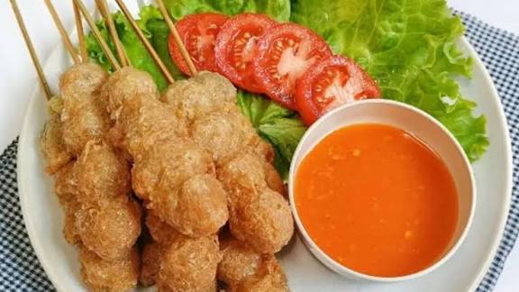 rifkizz1192's tweet photo. @maeounmat Ber IQ tinggi tapi menganggap Makanan sebagai Pelecehan seksual 

Nih Cilor, Mau Cilor??? 😂😂😂 https://t.co/NuhhcKDMNS