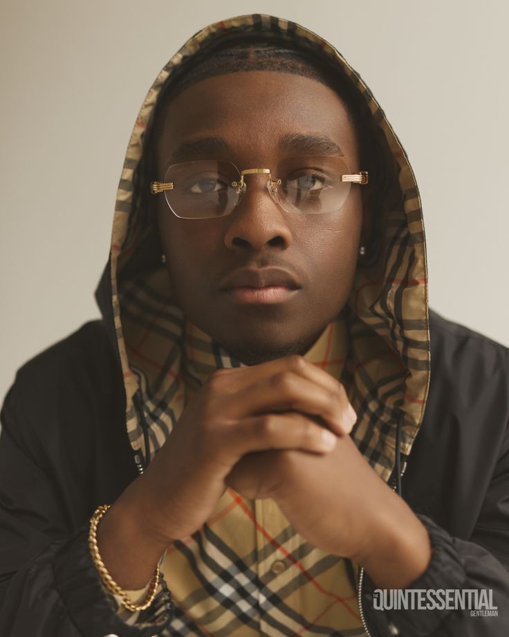 blackishpress's tweet image. Miles Caton won 'Outstanding Breakthrough Performance' for Sinners
at the 2026 Black Reel Awards.