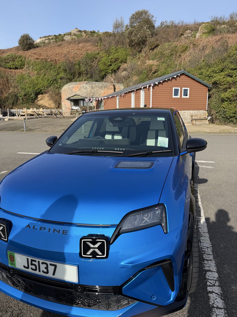 Phil Balderson tweet media