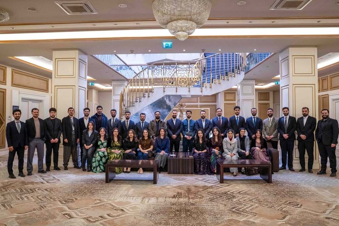 ZANA9StraPolBus's tweet photo. Collaborating with UKH Alumni Association to launch an Entrepreneurship Hub for alumni founders.

Collaboration. Mentorship. Growth.

People Build Institutions. https://t.co/PcG3B5Z8y9