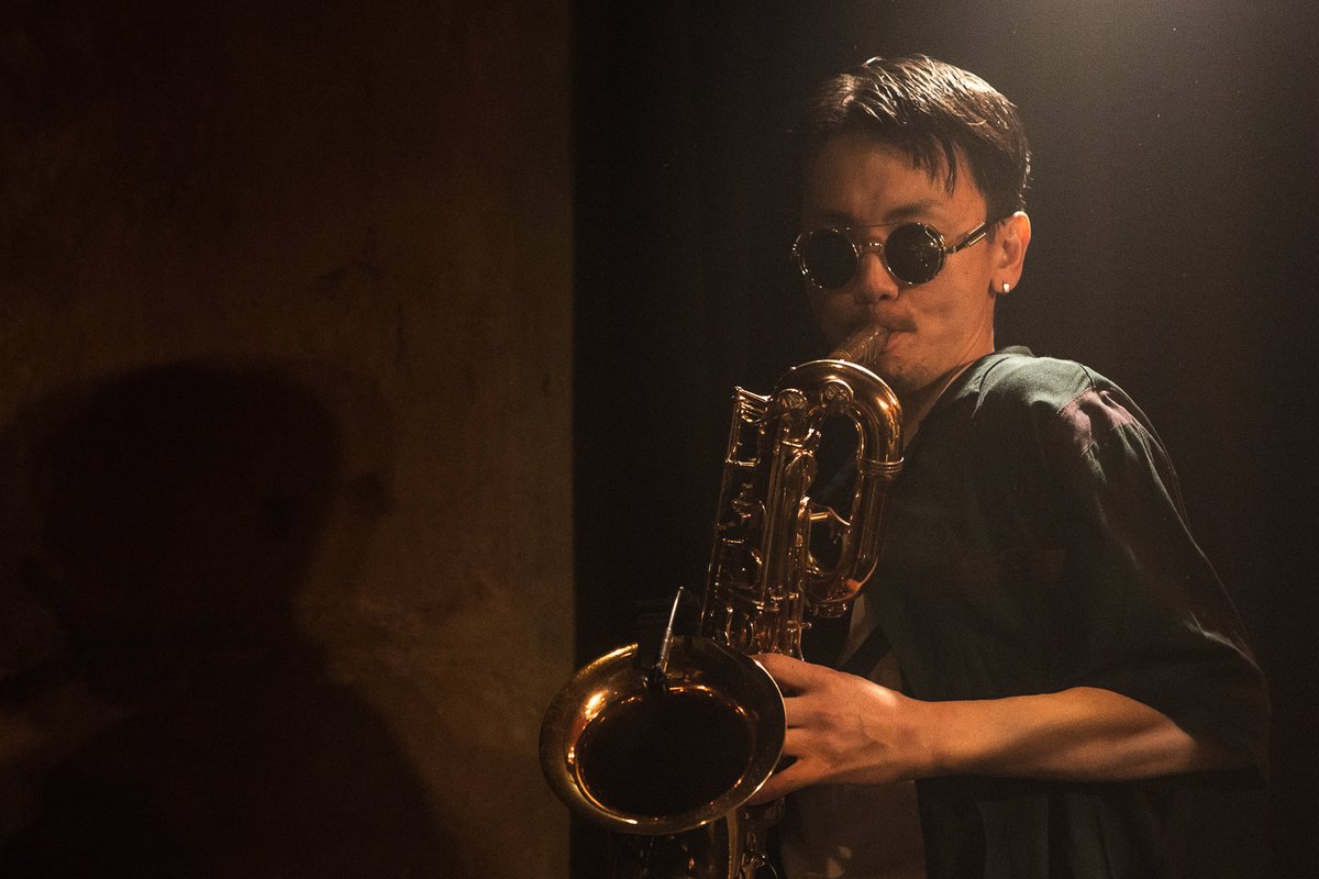 videobrother_'s tweet photo. @kusoboze_yamada @strike777strike @heidi_kohno @mock_bsax @ruppasax @tomosuketajima 【『超』馬鹿と煙のお写真👺📷】

videobrotherのハンサムな面々 2

Photo by Taiki"tiki"NISHINO https://t.co/UYbmGBcIdD