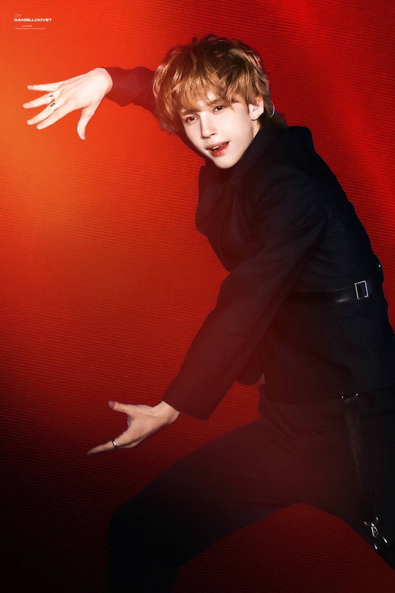 IDLinnuu's tweet photo. 260214 smt曼谷
Daniel 4P

#이다니엘 #DANIEL #SMTR25 https://t.co/aQeN4dpTTP