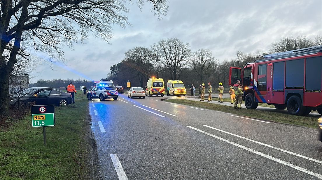 Eén gewonde bij botsing tussen twee auto’s bij Koningslust