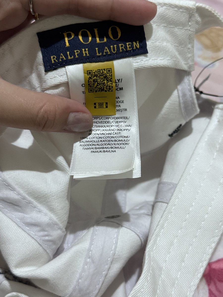 ส่งต่อ หมวกโปโล polo สีขาว งานไม่แท้เอาไปใส่ขำๆนะแม่
- สภาพดี
- 150ส่งฟรี
#หมวกโปโล #หมวกpolo #ส่งต่อหมวก 
#ส่งต่อpoloralphlauren #ส่งต่อpolo #ส่งต่อหมวกpolo #poloมือสอง