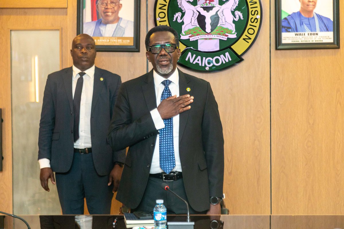 NaicomNG's tweet photo. NEWS PHOTO 

The CEO National Insurance Commission, Mr Olusegun Ayo Omosehin met with Takaful Operators to strategize on expanding coverage to the underserved, building capacity, boosting public awareness, and accelerating growth in the insurance sector #InsuranceGrowth #Takaful https://t.co/XBmFlrK6a7