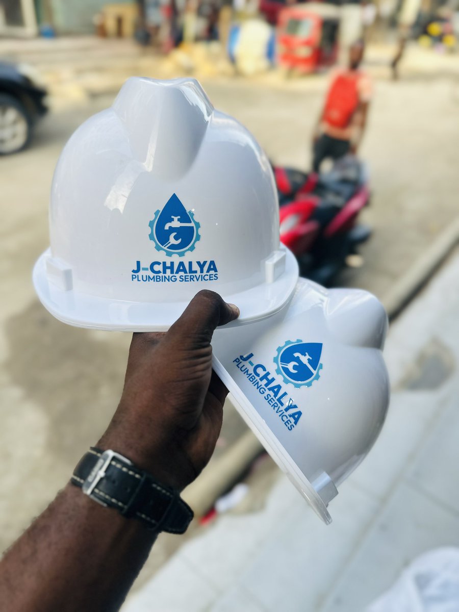 BlessedCreativz's tweet photo. Tunaprint SAFETY HELMET kwa gharama nafuu na kwa ubora wa hali ya juu.

📞 Wasiliana nasi tuiboreshe brand / biashara / event yako leo.

🎯 Printing Excellence. Delivered.

#BlessedCreativez #DesignPrintBrand #PrintingExperts #QualityMatters #Printing https://t.co/qZoCAJ6Rgz