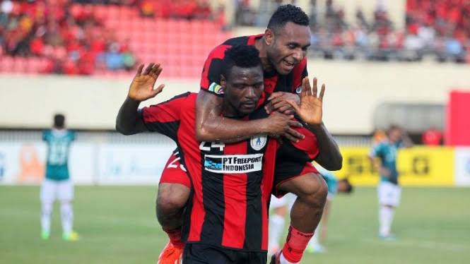 IndosFC's tweet photo. 🔙 THROWBACK! KEMENANGAN BESAR WAKIL INDONESIA DI KOMPETISI ASIA

• 🇮🇩PERSIPURA 9-2 🇲🇲Yangon United (AC 2014)
• 🇮🇩PERSIPURA 6-0 🇸🇬Warriors (AC 2015)
• 🇮🇩PERSIPURA 6-1 🇰🇼Kuwait SC (AC 2014) *
• 🇮🇩SRIWIJAYA 6-1 🇲🇾Selangor (AC 2010)
• 🇮🇩PERSIJA 6-1 🇲🇲Shan United (AC 2019)
• 🇮🇩SRIWIJAYA 5-0 🇲🇻Victory SC (AC 2010)
• 🇮🇩AREMA 6-2 ��🇳Navibank Sai Gon (AC 2012)
• 🇮🇩PSM 7-3 🇱🇦Lao Toyota (AC 2019)
• 🇮🇩PERSIJA 4-0 🇲🇾Johor DT (AC 2018)

* FASE GUGUR / KNOCKOUT

Semoga besok malam (18/2), catatan diatas akan bertambah 🙏
