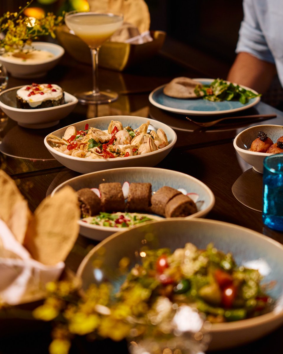 FSKuwait's tweet image. Experience the flavors of Ramadan at @libeirutkuwait  from curated Iftar and Ghabga offerings, live music, and aromatic Arabic coffee, all in a setting designed for moments to remember.

#FSKuwait