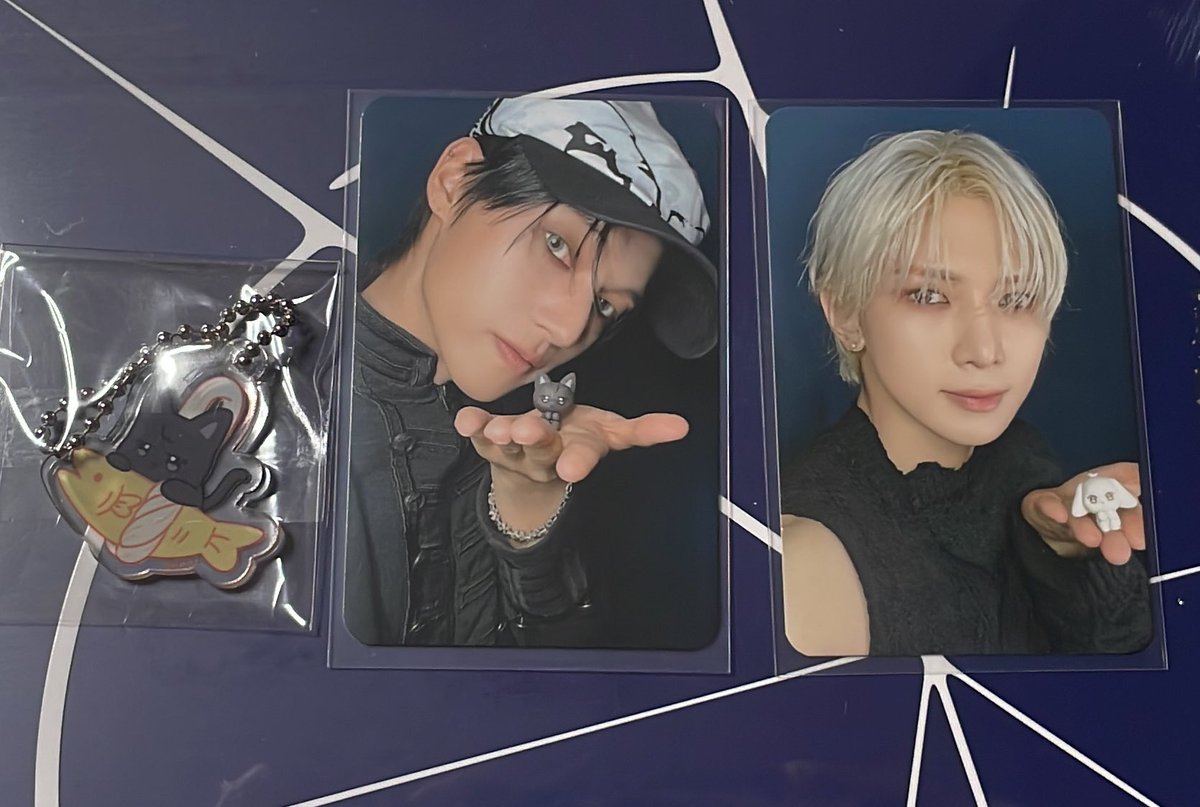 tottofu33's tweet photo. ATEEZ GOLDENHOUR part.4 
SOUNDWAVE サウェ 特典 トレカ キーリング 交換

譲: トレカ→ウヨン 🦊、ヨサン 👑
      キーリング→ウヨニャン
求: トレカ→同種ミンギ優先、異種も検討
      キーリング→同種サンドギ

検索からでもお気軽にお声掛けください！ https://t.co/kAMXXQij4c