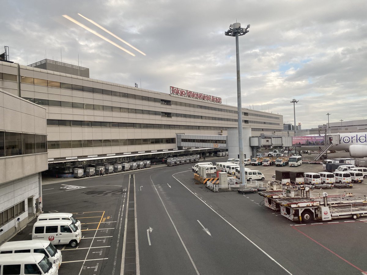 fyodadayo's tweet photo. 南九州旅行から戻ってきました✈️

休講週のタイミングといくつかお休みを頂いて、鹿児島→宮崎→熊本と3県を大学生の時以来、16年ぶりに巡ってきました🙋‍♂️

家族はそのまま帰宅🏠
父はこれから仕事に行ってきます😅笑 https://t.co/MzsKAa0bPx
