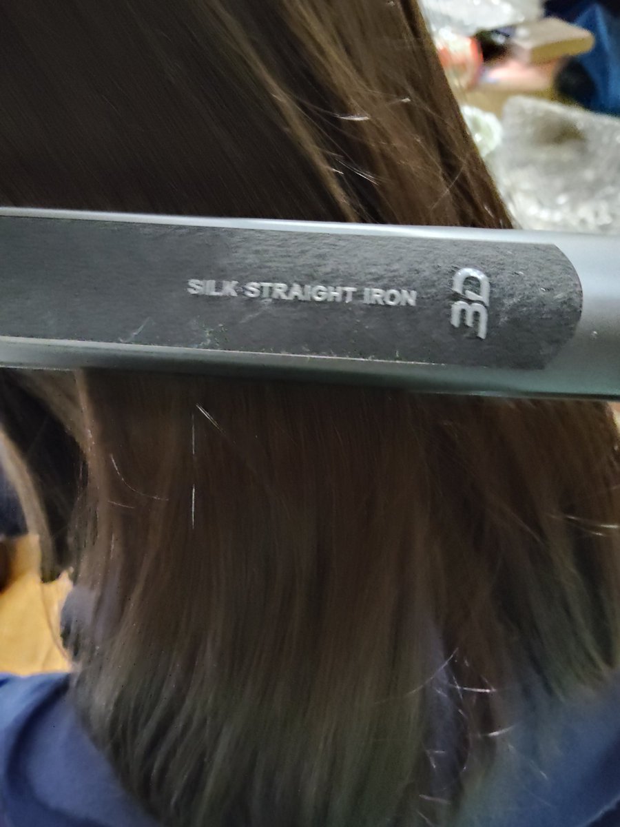 cosmeloven's tweet photo. 直ぐに暖まるので急いでる朝にもぴったり🥹🩷今までのストレートアイロンは、滑らせてもブチブチって引っ掛かる事がありましたがこちらのアイロンは引っ掛かる事なく使えるので嬉しい😍✨✨#ストレートアイロン #Bright3D https://t.co/2maamDMqzU