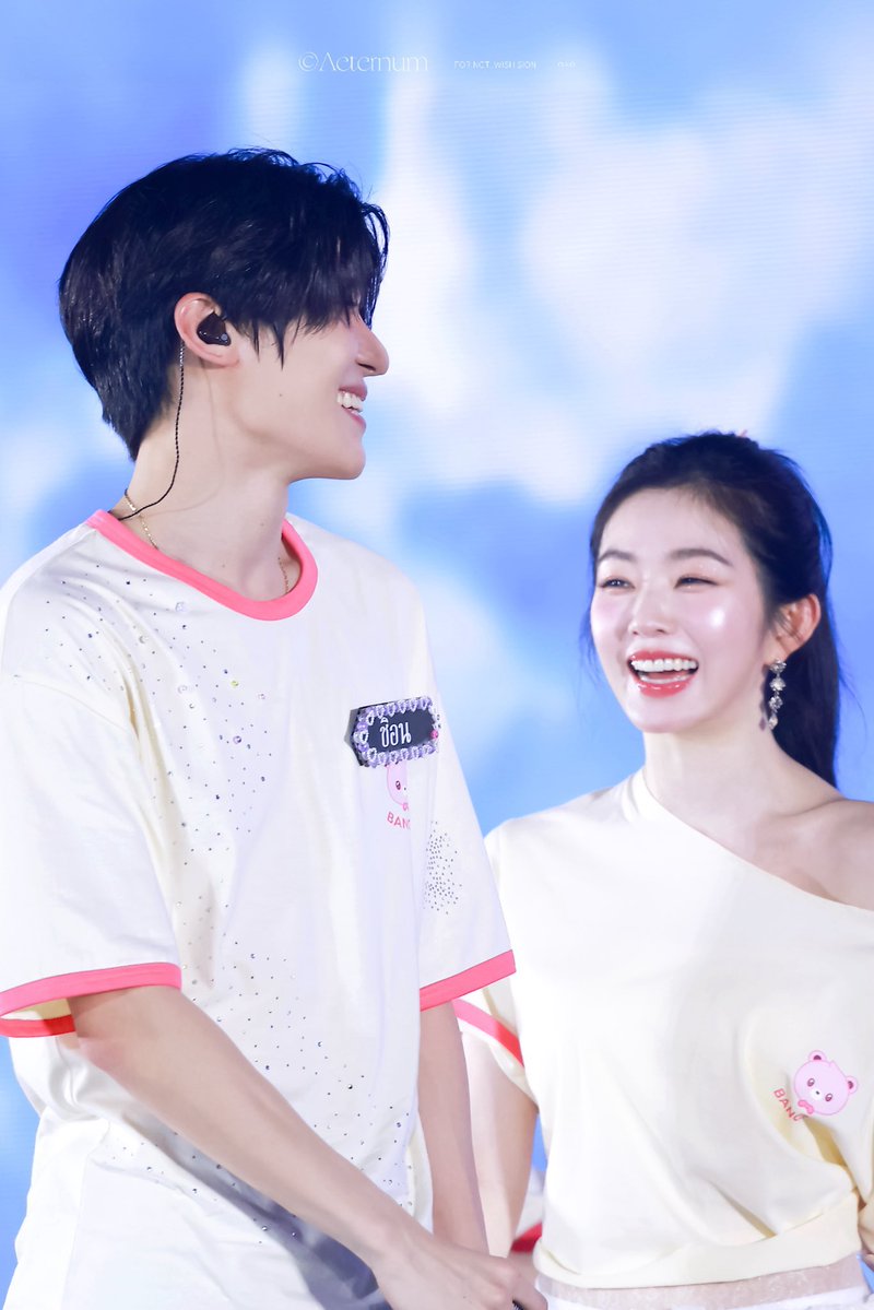 R1W00000's tweet image. ..뭔지앎? 뭔가 개새로운 느낌이 드는데 이 느낌 므ㅓㄴ지아시는분