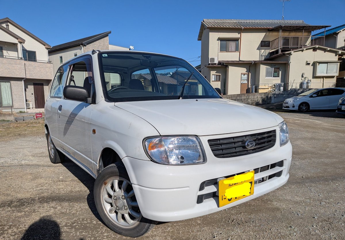走るようになりましたが
直管、リア内装無しなので
めんどっちぃので
ヤフオクに投げました😅

サーキット用に
いかがでしょうか？😊

13万km
5MT