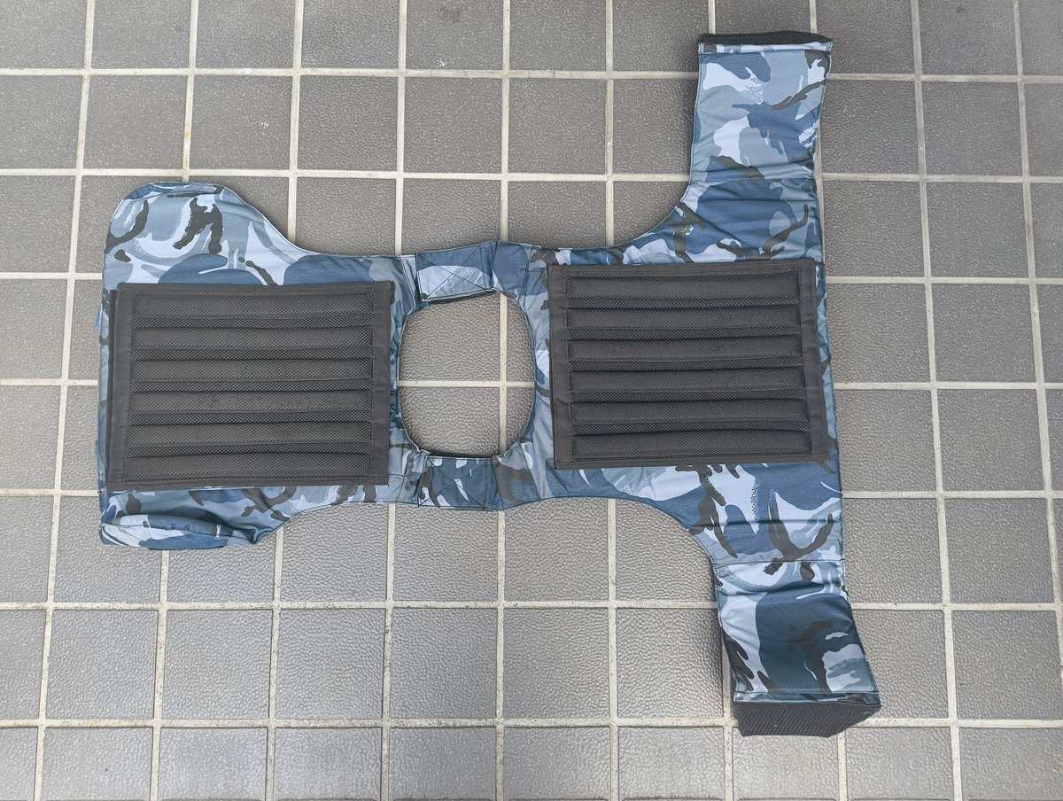 FSIN仕様 NPO-SM 試作Module5M
縁があって手に入りました！🙏
現行のModule5Mで2020年頃の青kukla(DPM？)迷彩のBagariyと一緒に生産されたものの戦争の影響などで少数生産で終わったらしいです。
基本的には一般部隊の使用が多く見られますが一部OSNでの使用例も見られる珍しいアーマーです