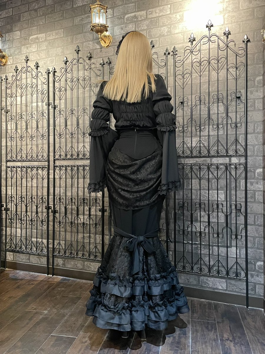 🌟新作入荷情報🌟 【 Triple* fortune 】 マーメイドスカート ¥26,180