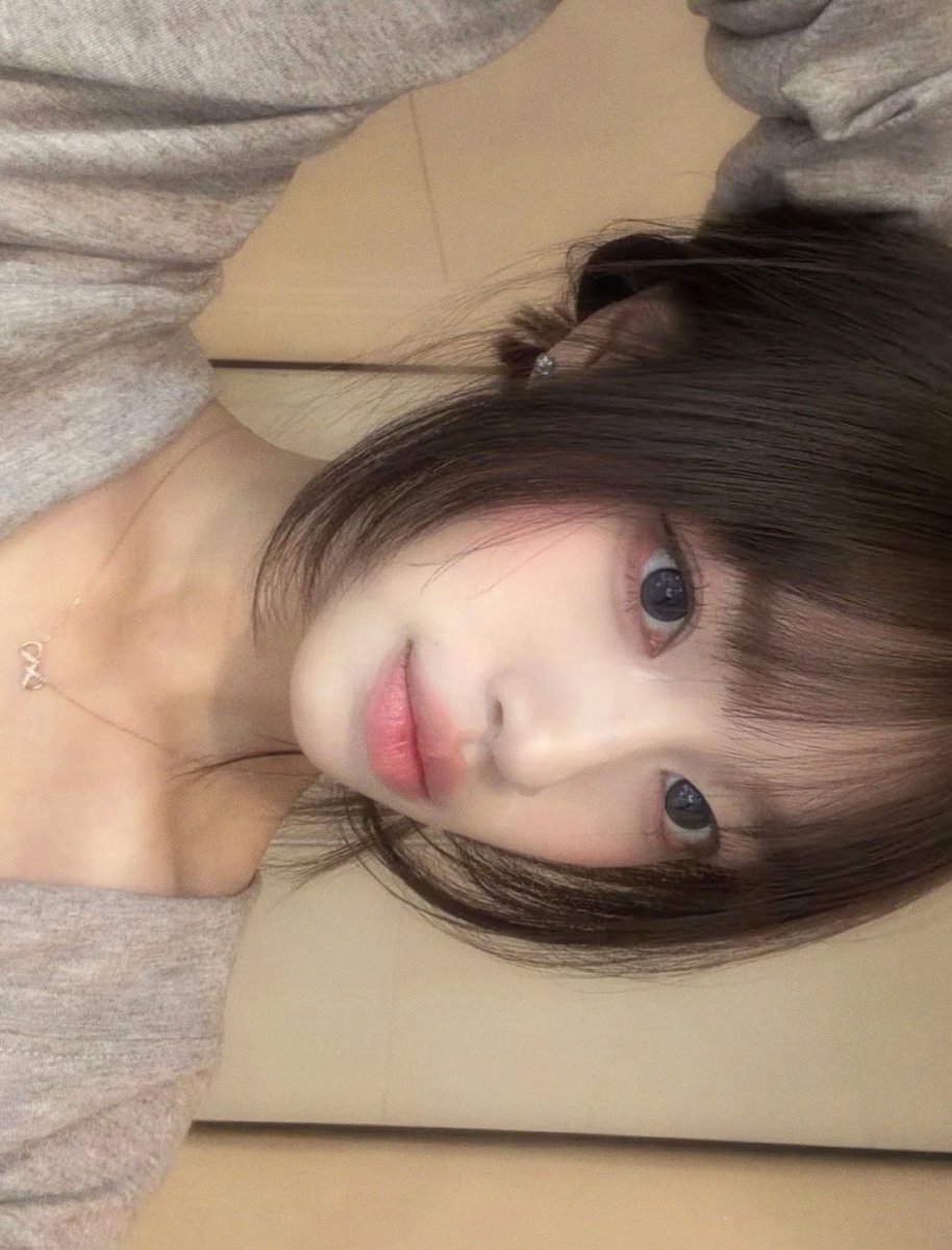 부힛 tweet media