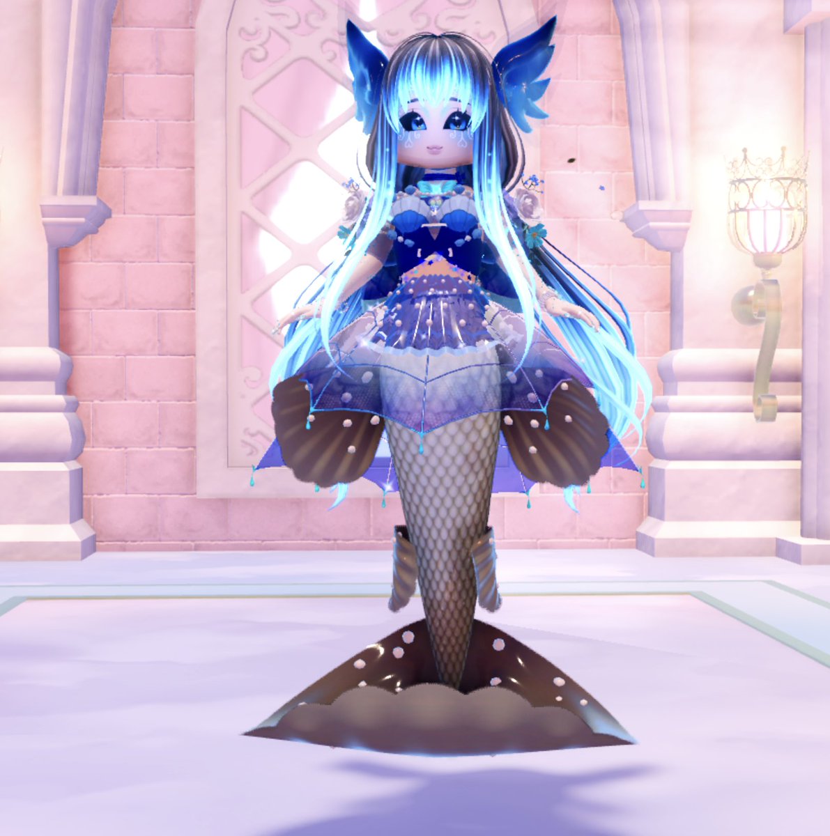 I GOT A LEGENDARY TAIL IN THE MERMAID SHOP YASSSS - its called the