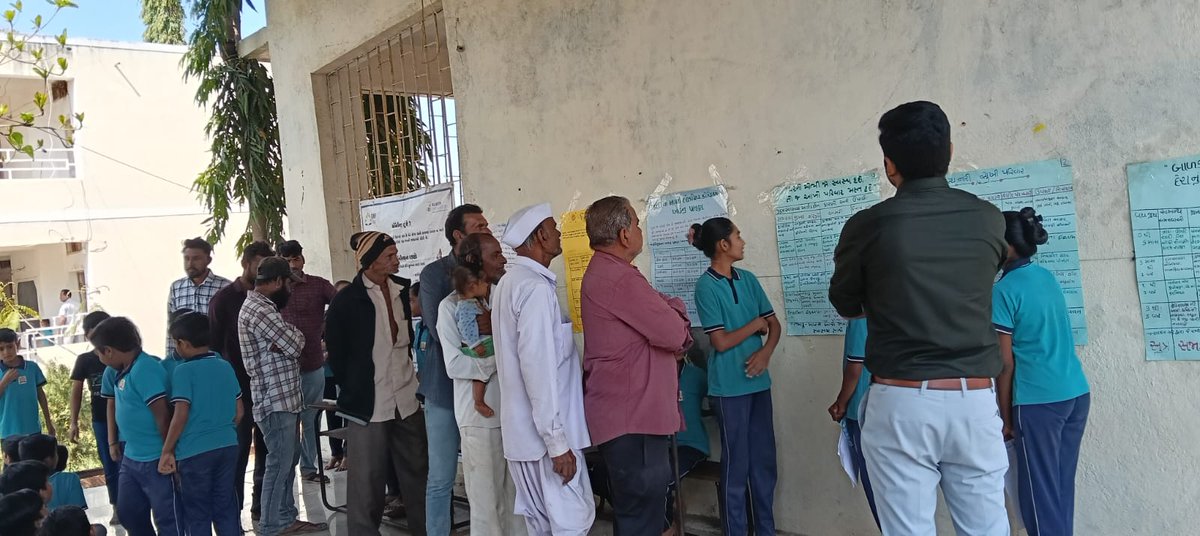 આજ રોજ દુધાળા પ્રાથમિક શાળા ખાતે રિઝવાન ફાઉન્ડેશન દ્વારા બાળકો ના હેલ્થ અને ન્યુટ્રિશન વિશે પ્રોગ્રામ રાખવામાં આવેલ તે અતર્ગત એનિમિયા,પોષણ,શરીરના શારીરિક ફેરફારો,માનસિક સ્વાસ્થ્ય,વ્યસન મુક્તિ,ચેપી બિન ચેપી રોગો તેમજ ગૌરવી દિવસ નું મહત્વ સમજાવવામાં આવ્યું.
<a href="/TeamHealthMalia/">Team Health Malia_Junagadh</a>