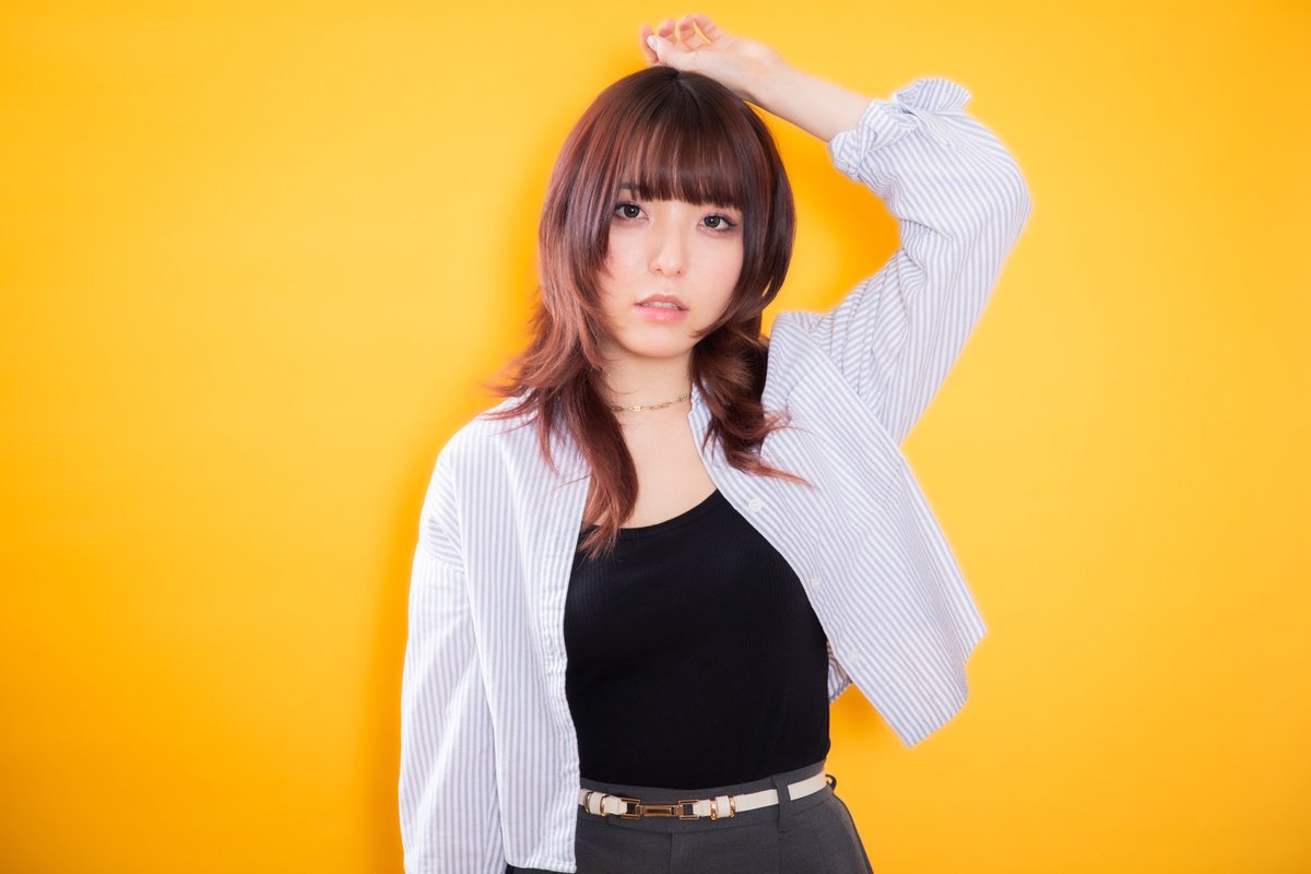 💛SHOWROOM公式番組🩷 ／ 2/20(金)19:00〜🫶 新番組『YUM!-TUK!の靴