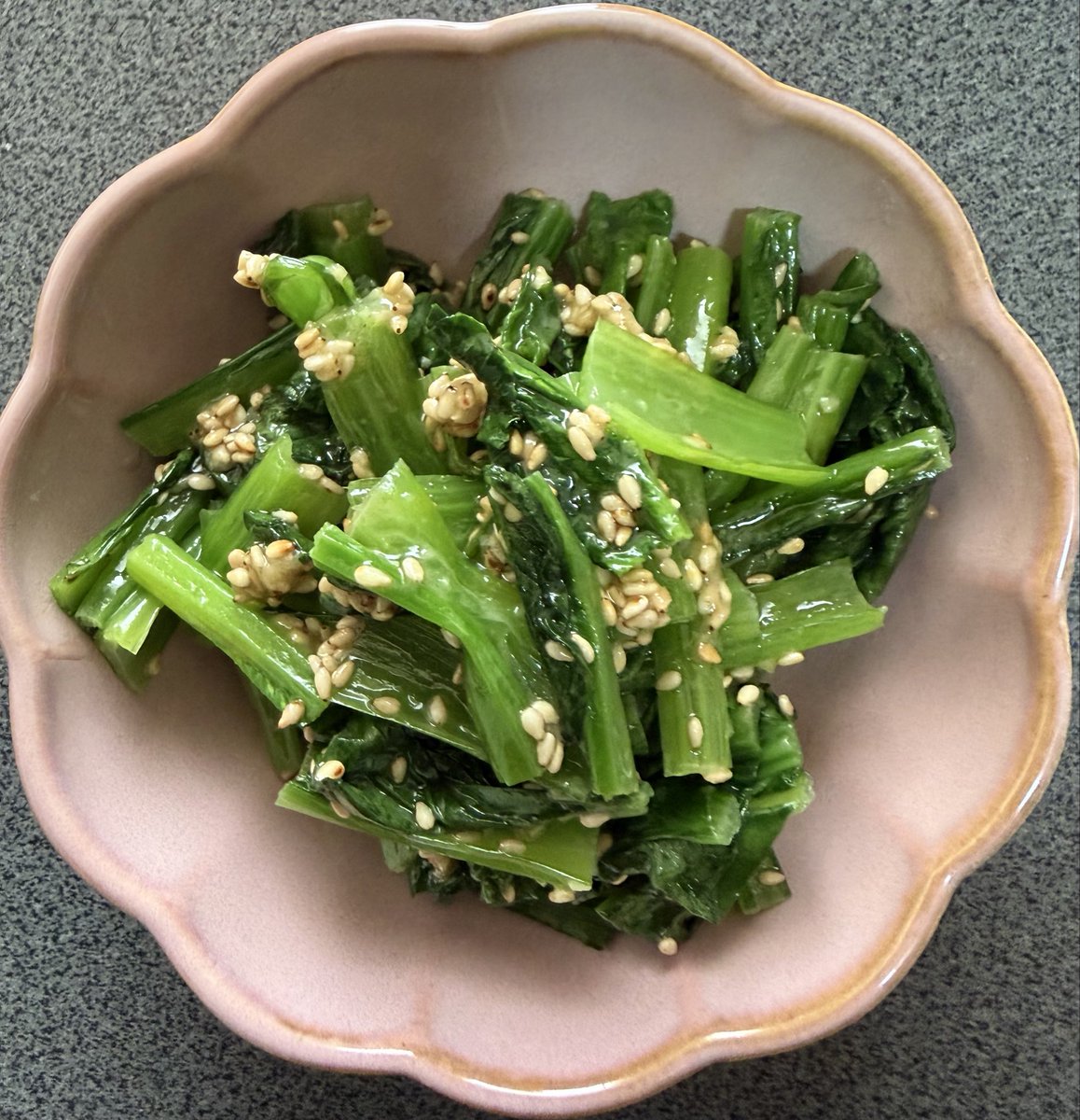 今日もリハビリ運動とウォーキング47分しました💪

いつかの晩ごはん🍽️

芽キャベツ入りクラムチャウダー♬
厚揚げの肉巻き蒸し♬
厚揚げと竹輪のペペロン炒め♬
小松菜の胡麻わさび和え♬

#おうちごはん
#晩ごはん
#ウォーキング