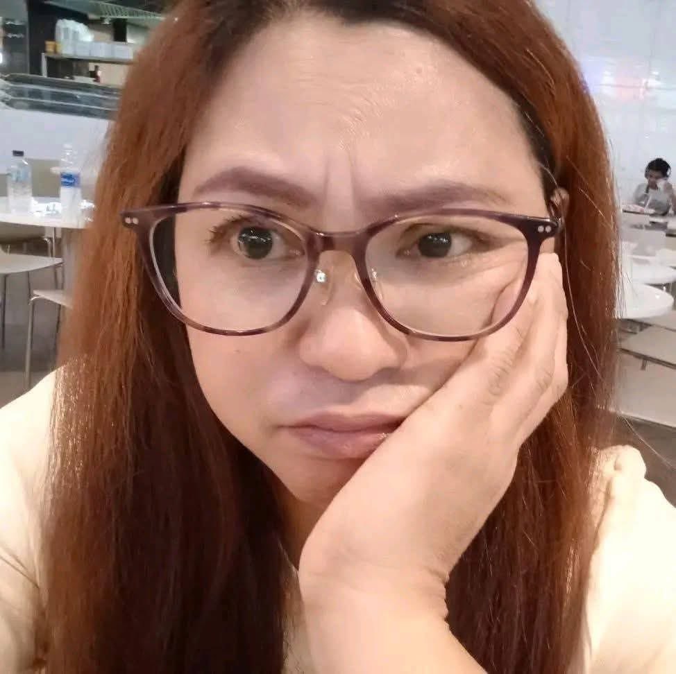 Pjm23450's tweet image. This is the woman who wished death on Park Jimin over a delusional ship. A Taekooker from the Philippines acting like basic human decency is optional in fandom wars. Imagine losing your morals over fiction. That’s not fandom that’s pure toxicity. Do better. #bts  #Bighit #Jimin