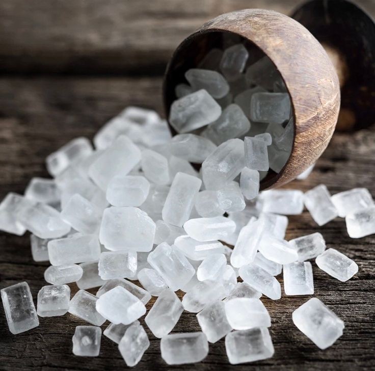 शरीर की सभी नसों को खोलने का आयुर्वेदिक समाधान...

तो आइये जानते है कि वो सामग्री क्या है :-
1. एक ग्राम दालचीनी
2. दस ग्राम साबुत काली मिर्च
3.दस ग्राम तेज पत्ता साबुत
4. दस ग्राम मगज
5. दस ग्राम मिश्री डली लेनी है
6. दस ग्राम अखरोट की गिरी
7. दस ग्राम अलसी

अब आपके पास टोटल