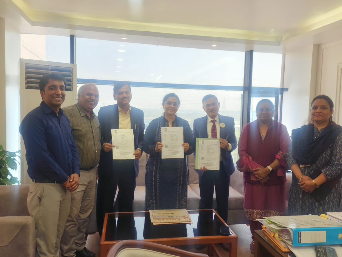 NCDCMoHFW's tweet photo. The MoU for establishment of an MSU at Delhi has been signed today paving the way for operationalization of the 20th & the final MSU under PM-ABHIM scheme implemented by IDSP, NCDC. #ProactiveSurveillance #ProtectedCities https://t.co/VzhZrsY1K8