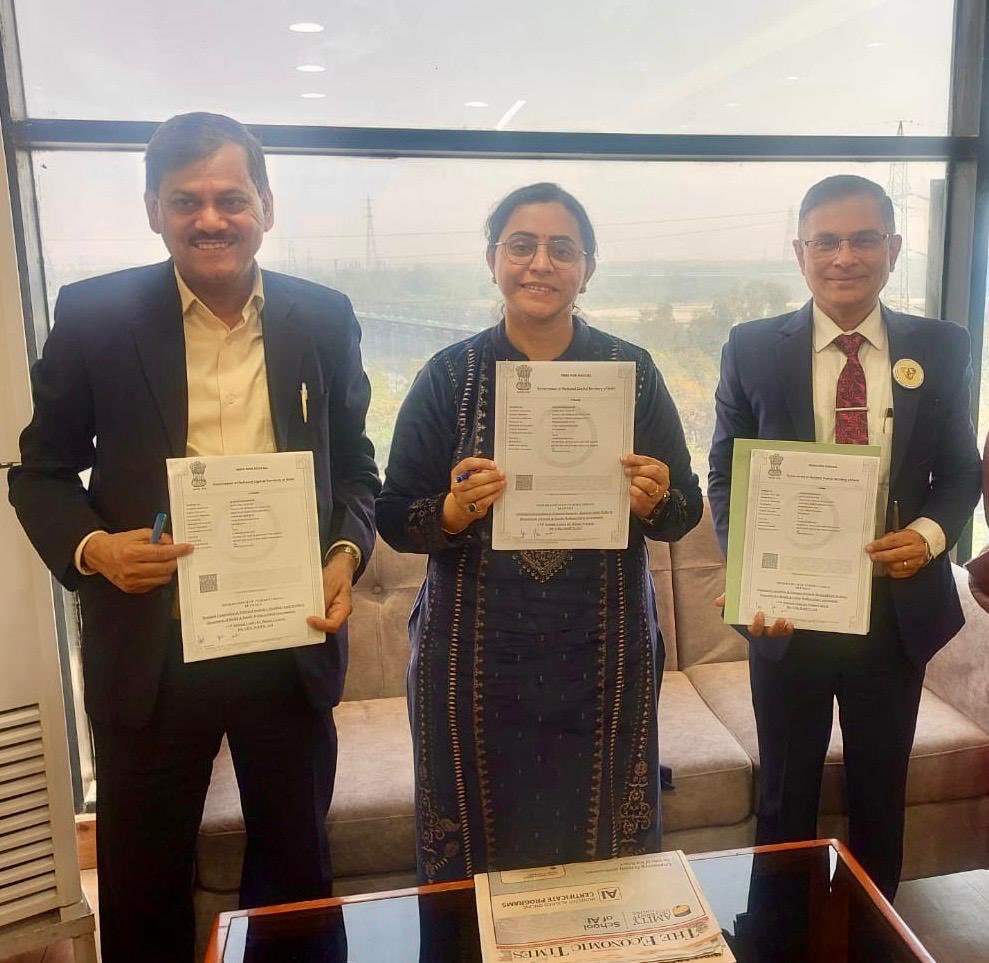 NCDCMoHFW's tweet photo. The MoU for establishment of an MSU at Delhi has been signed today paving the way for operationalization of the 20th & the final MSU under PM-ABHIM scheme implemented by IDSP, NCDC. #ProactiveSurveillance #ProtectedCities https://t.co/VzhZrsY1K8